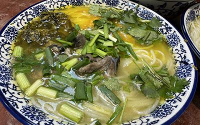 烏雞米線培訓多少錢？  烏雞米線培訓多少錢？